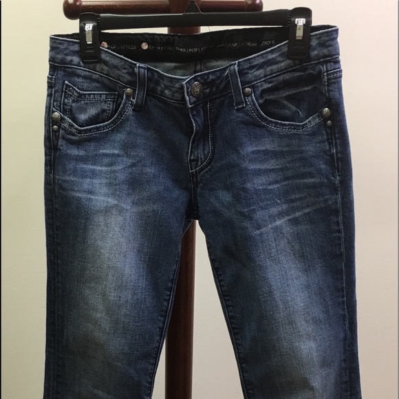 Express Rerock Jeans SZ 6 Boot cut distressed - Picture 2 of 8